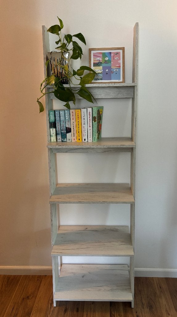 Boekenkast, Ophalen, Met plank(en), 50 tot 100 cm, Zo goed als nieuw