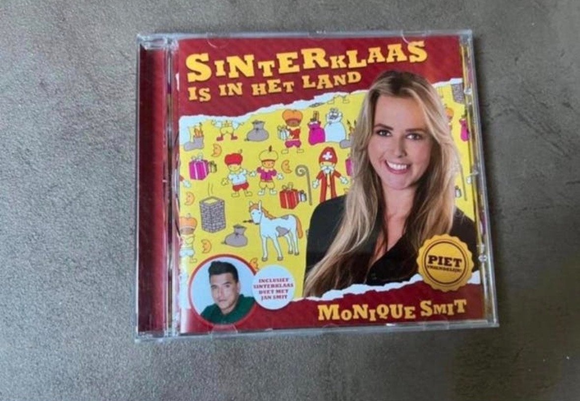 Cd Sinterklaas is in het land - Monique Smits, Ophalen of Verzenden, Gebruikt, Sinterklaas