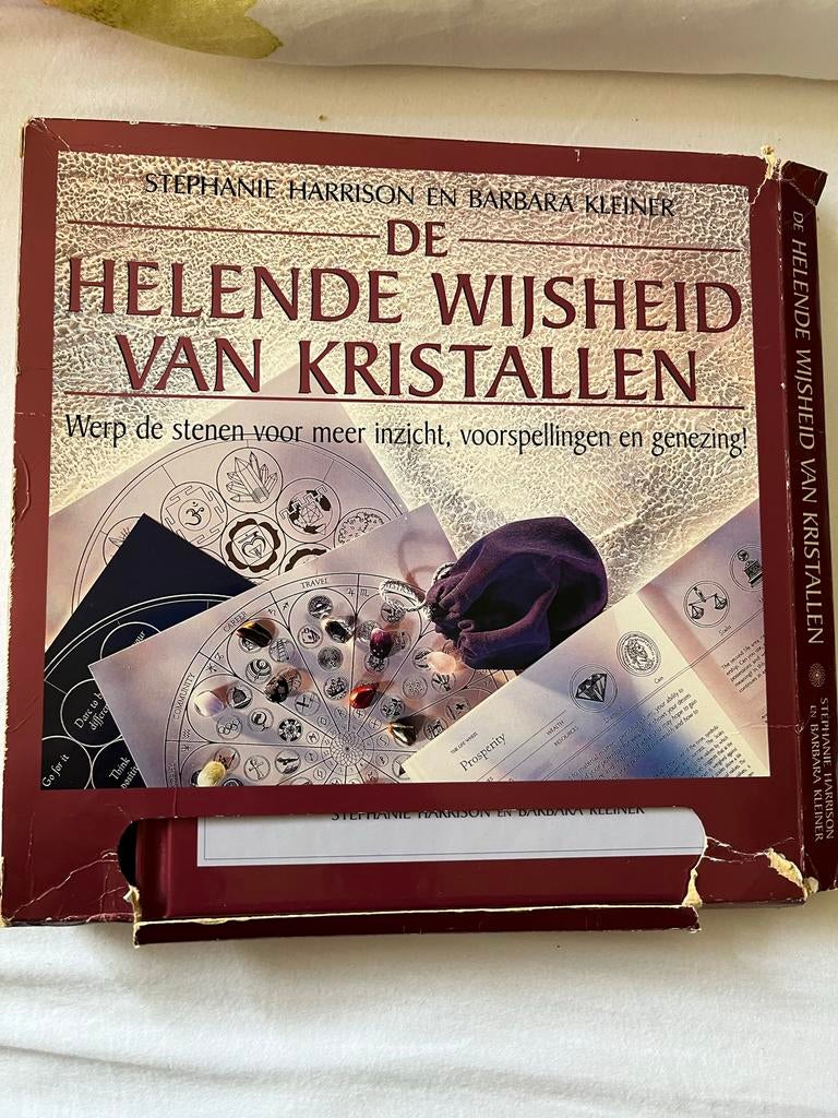 De Helende Wijsheid van Kristallen - Inzicht & Genezing, Boeken, Ophalen of Verzenden, Gelezen, Spiritualiteit algemeen, Achtergrond en Informatie