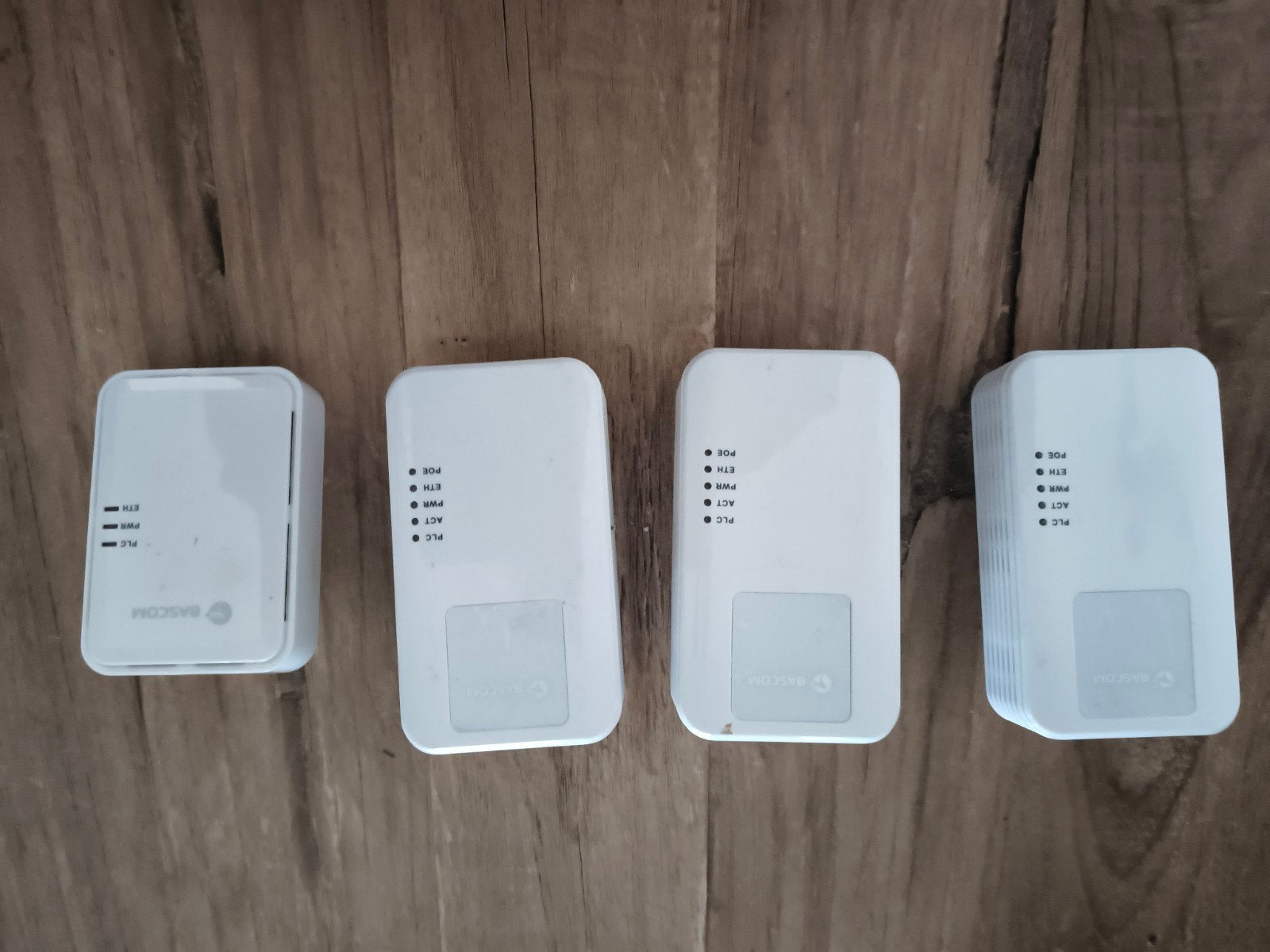 Bascom Powerline Adapters (4 stuks)BSM PA2N, Ophalen of Verzenden, Gebruikt, Bascom