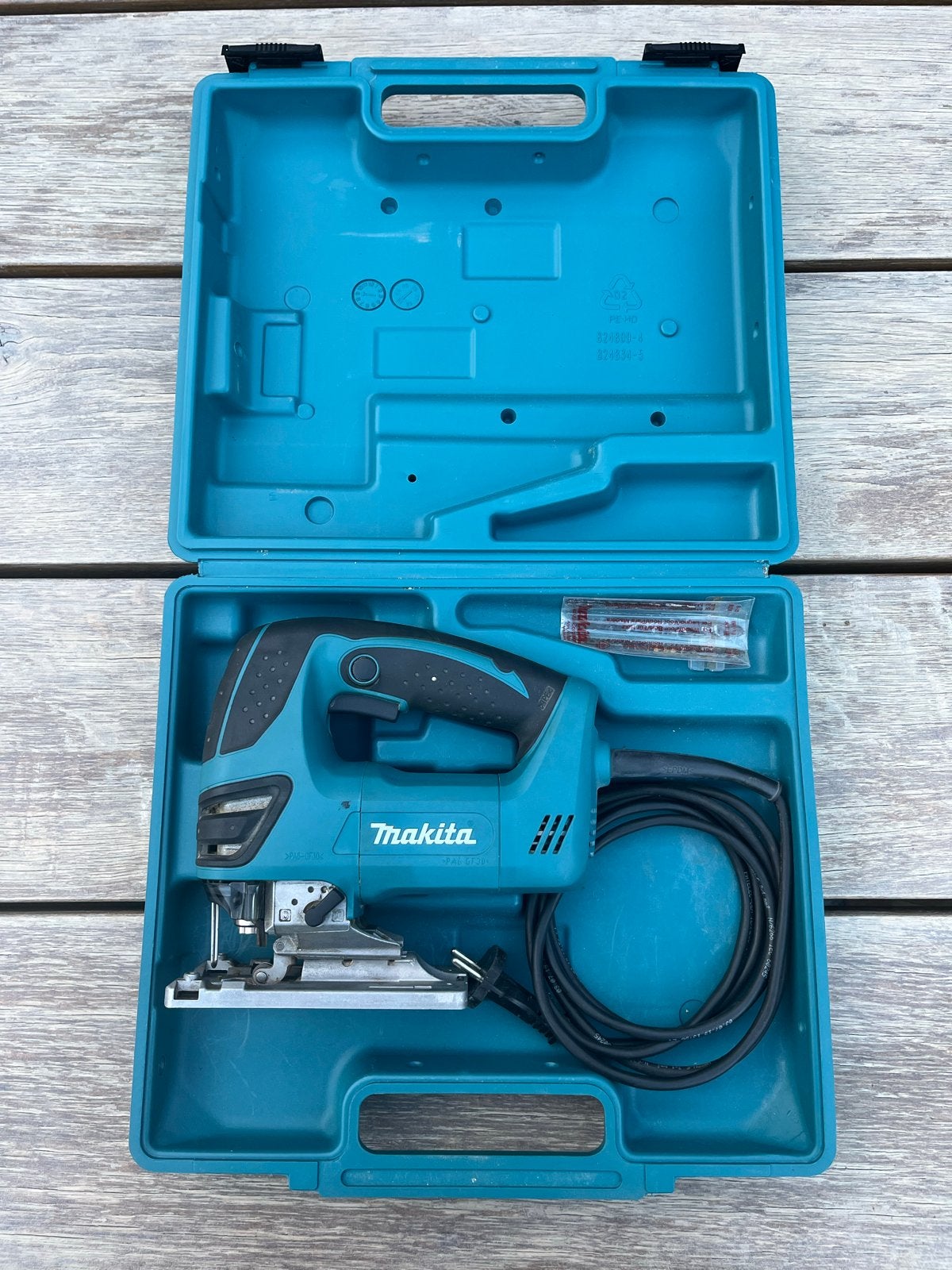 Makita 4350T Decoupeerzaag met koffer - Zo goed als nieuw, 600 tot 1200 watt, Ophalen of Verzenden, Zo goed als nieuw, Decoupeerzaag