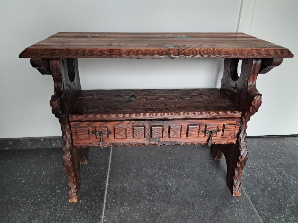 Antiek (70 jaar oud) Tafeltje / bankje / kastje, Ophalen