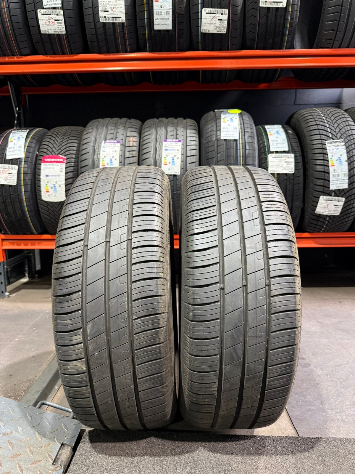 2 x Goodyear 205/55R16 zomerbanden, Auto-onderdelen, Banden en Velgen, Gebruikt, 16 inch, Zandzuigerstraat 36, Qbanden@gmail.com