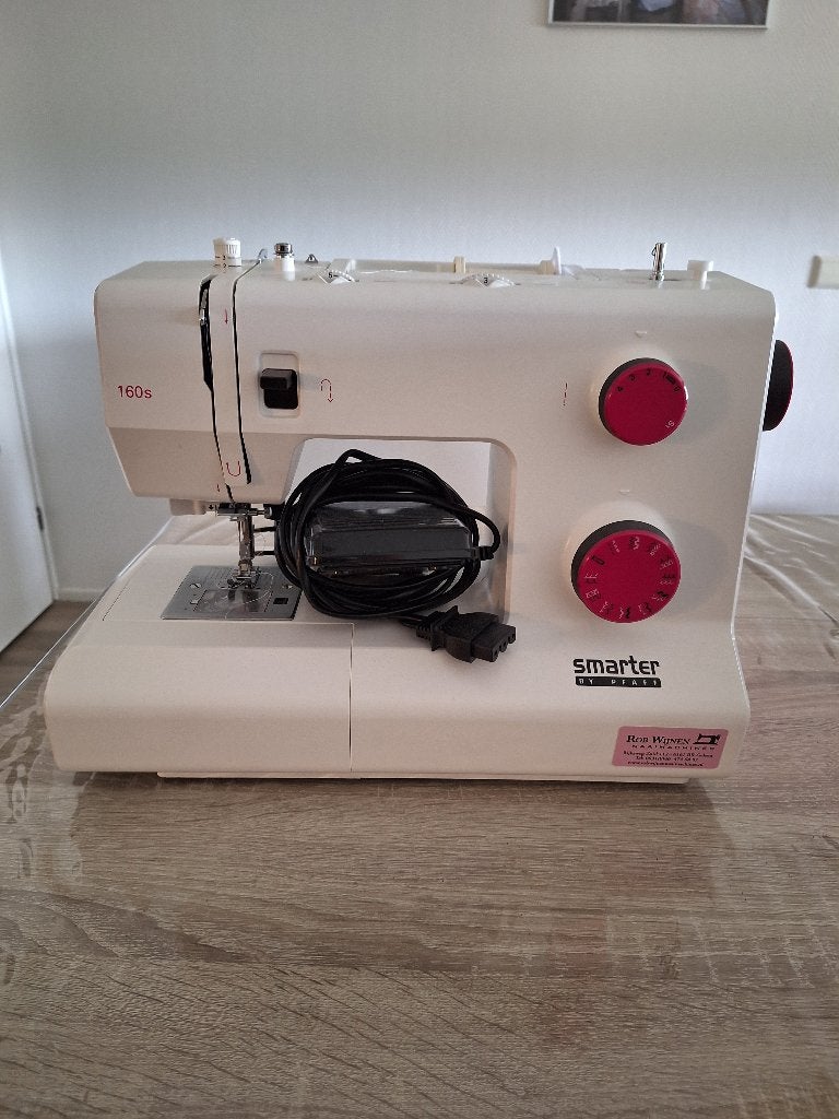 Pfaff naaimachine (Smarter), Hobby en Vrije tijd, Ophalen, Nieuw, Naaimachine, Pfaff