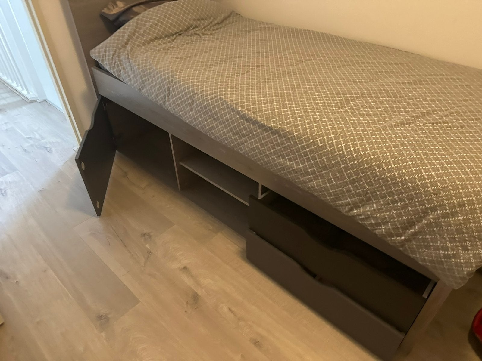 Leen Bakker Tempo tienerbed 90x200 met veel opbergruimte, Ophalen, 90 cm, Eenpersoons, Zo goed als nieuw
