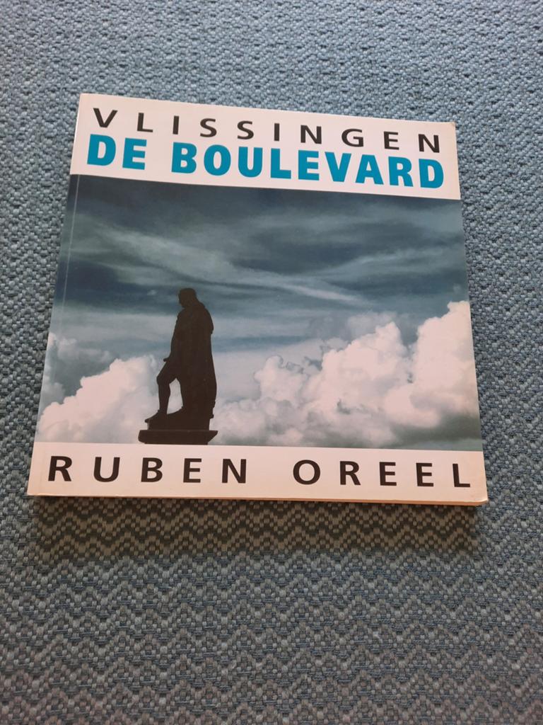 Vlissingen De Boulevard - Ruben Oreel (Softcover), Ophalen of Verzenden, Zo goed als nieuw, Fotografie algemeen, Ruben Oreel