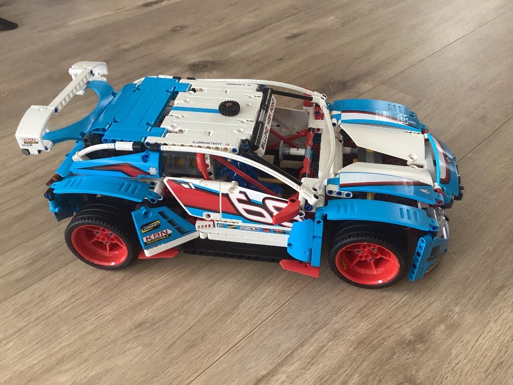 LEGO 42077 Rally auto, Kinderen en Baby's, Speelgoed | Duplo en Lego, Lego, Ophalen of Verzenden, Zo goed als nieuw, Compleet