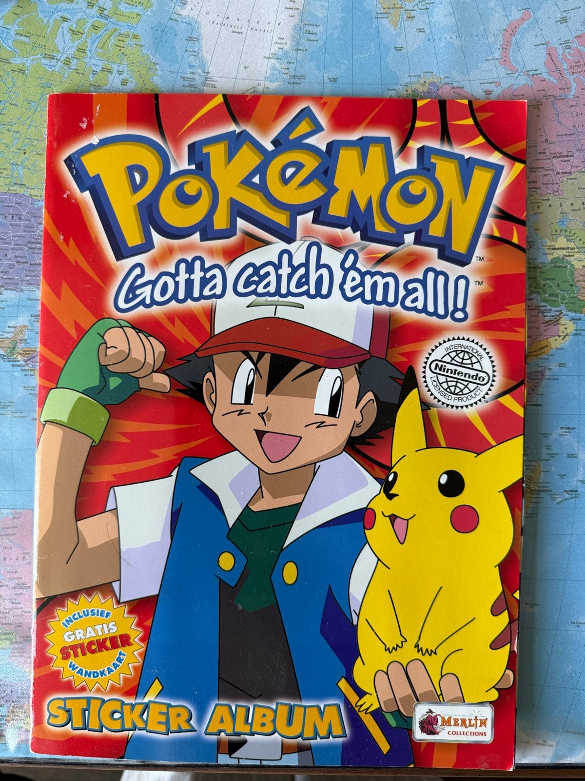 Pokémon Sticker Album Merlin Collections - compleey, Ophalen of Verzenden, Gebruikt, Stickers en Plaatjes