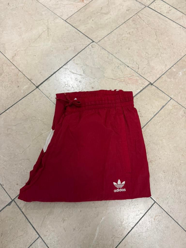 Te koop nieuwe Adidas Track Pant Bayern Munchen maat XL, Postlaan 3, Ophalen of Verzenden, Rood, Maat 56/58 (XL)