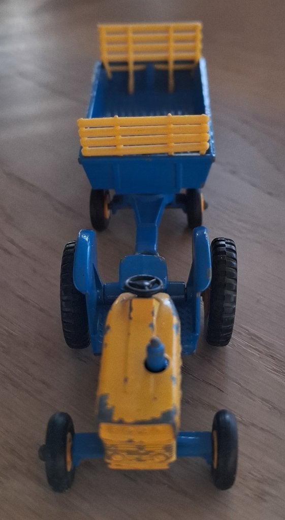 Matchbox No 39 en No 40 Tractor met Aanhanger, Ophalen of Verzenden, Gebruikt, Auto's