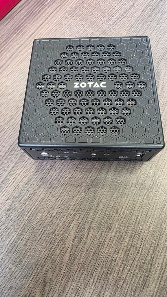 Zotac Zbox-CL327NANO Mini PC - Compacte en Stille Computer, Computers en Software, Desktop Pc's, Gebruikt, Minder dan 2 Ghz, SSD