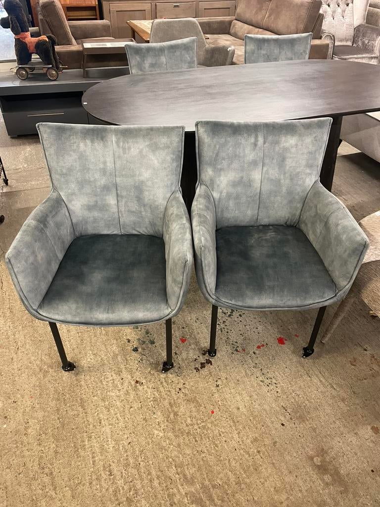 Nieuw blauw stoffen eetkamerstoelen op wieltjes, Ophalen, Blauw, ., Zo goed als nieuw