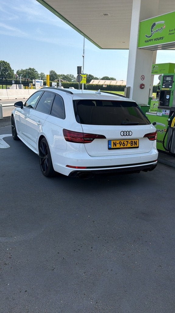 Audi A4 Avant 1.4 TFSI Design Pro S-Line Plus // RS-styling, Stof, Gebruikt, 4 cilinders, 150 pk