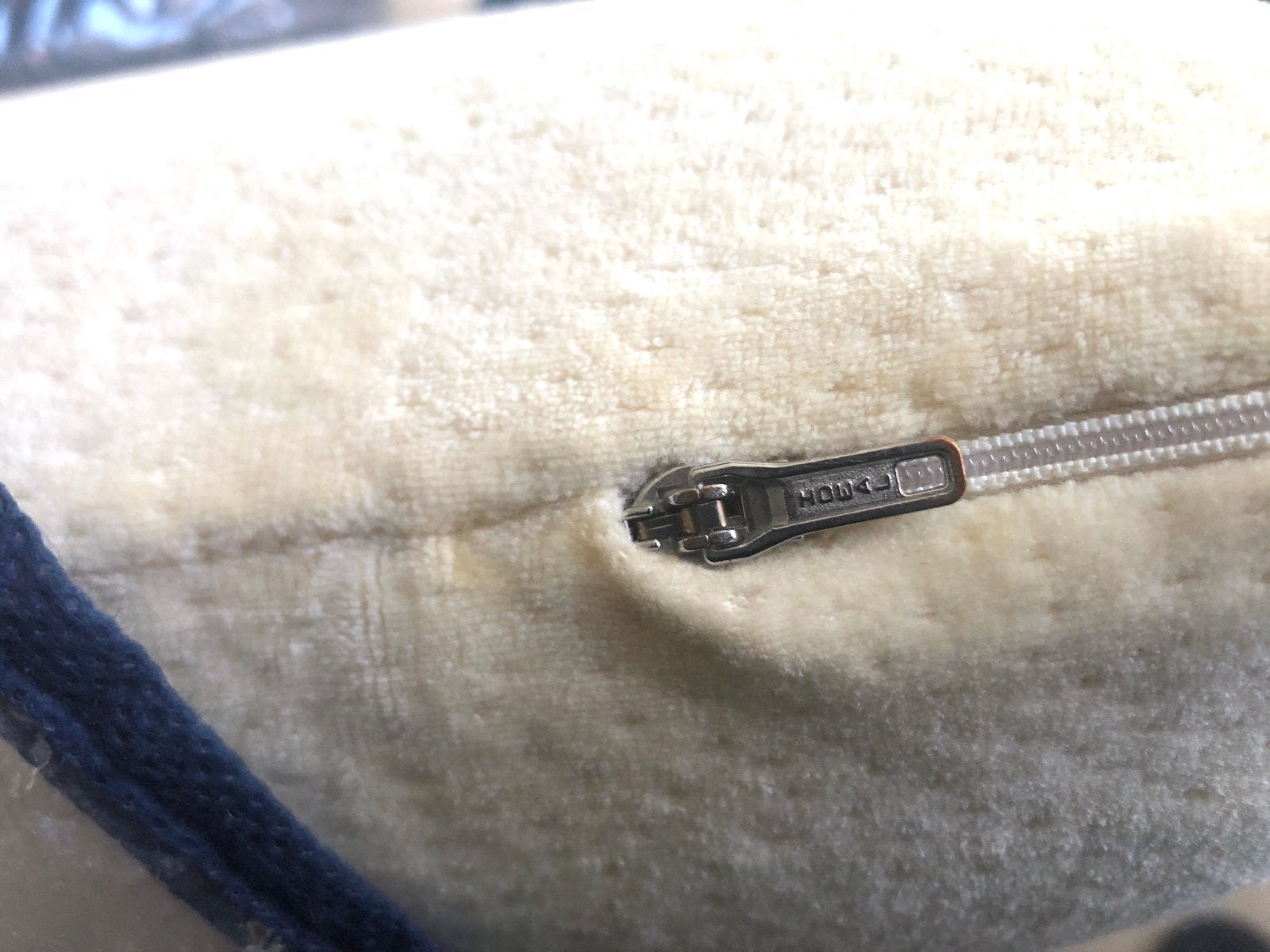 TEMPUR Kussen - Ergonomisch en Comfortabel, Eenpersoons, Wit, Ophalen of Verzenden, Zo goed als nieuw