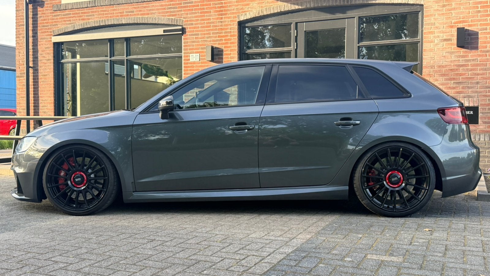 Audi RS3 2.5 Sportback 2015 8V Grijs 513Pk CZG, Auto's, Audi, Automaat, Euro 5, Zwart, RS3