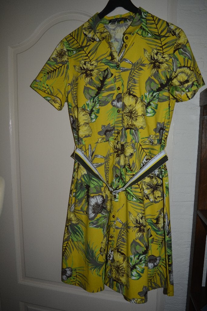 Betty Barclay, leuke vlotte zomer jurk, maat 40, Maat 38/40 (M), Geel, Betty Barclay, Ophalen of Verzenden