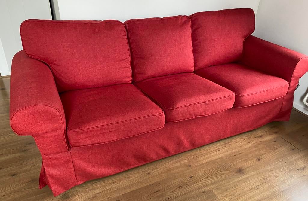 EKTORP 3-zitsbank, bordeaux rood, Ophalen, Gebruikt, Driepersoons, 75 tot 100 cm