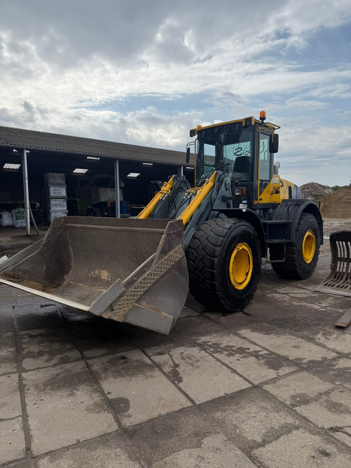 Werklust wg 40e, Ophalen, Wiellader of Shovel