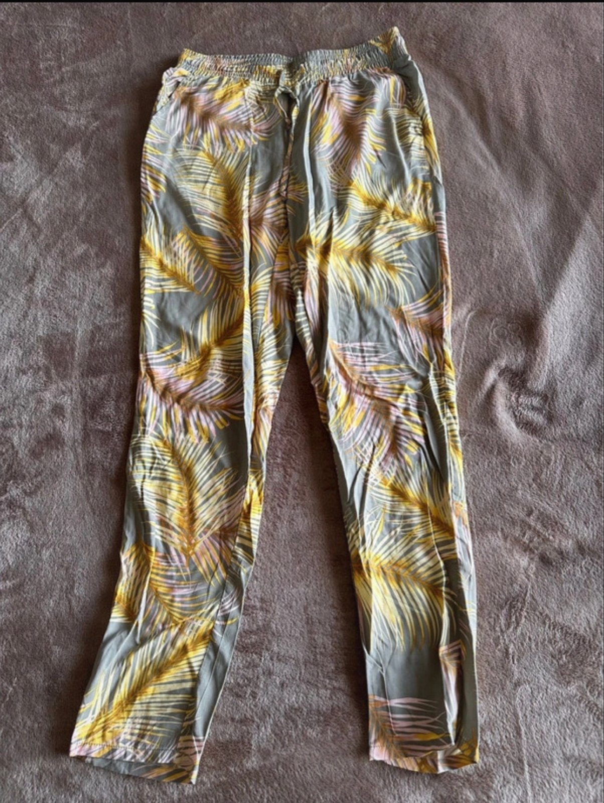 Hema broek met palmprint, maat S, Kleding | Dames, Overige kleuren, Ophalen of Verzenden, Maat 36 (S), Lang