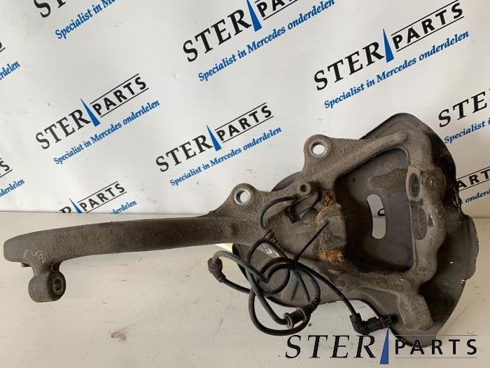 Fusee rechts-voor van een Mercedes S-Klasse, Gebruikt, -, Ophalen of Verzenden, -