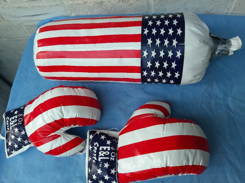 Boksset, E&L Sports is ontworpen in stijl van Amerikaanse, Ophalen, Gebruikt, Bokshandschoenen