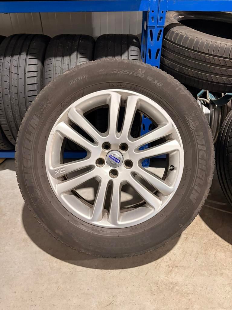 Volvo Camulus 18 inch zomerset, Auto-onderdelen, Banden en Velgen, Ophalen, 18 inch, Gebruikt, Banden en Velgen