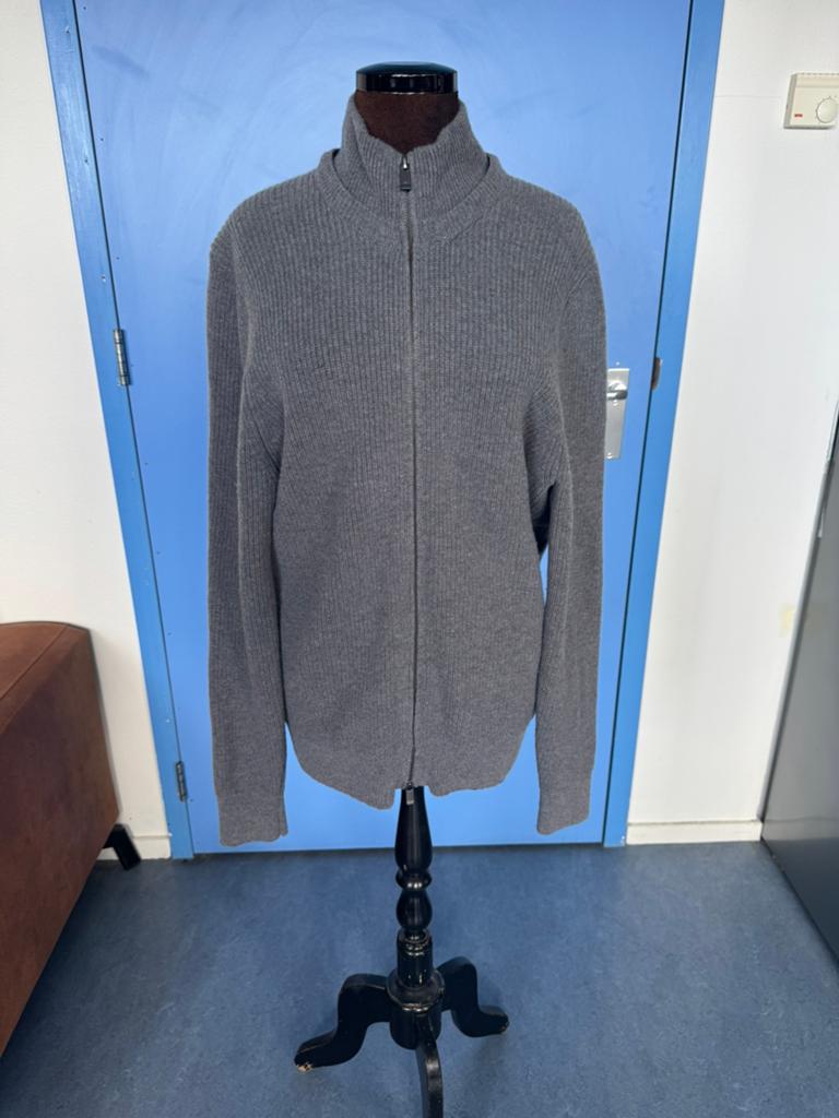 Massimo Dutti extrafine wool Size L  there is no hood, Verzenden, Zo goed als nieuw, Maat 48/50 (M)