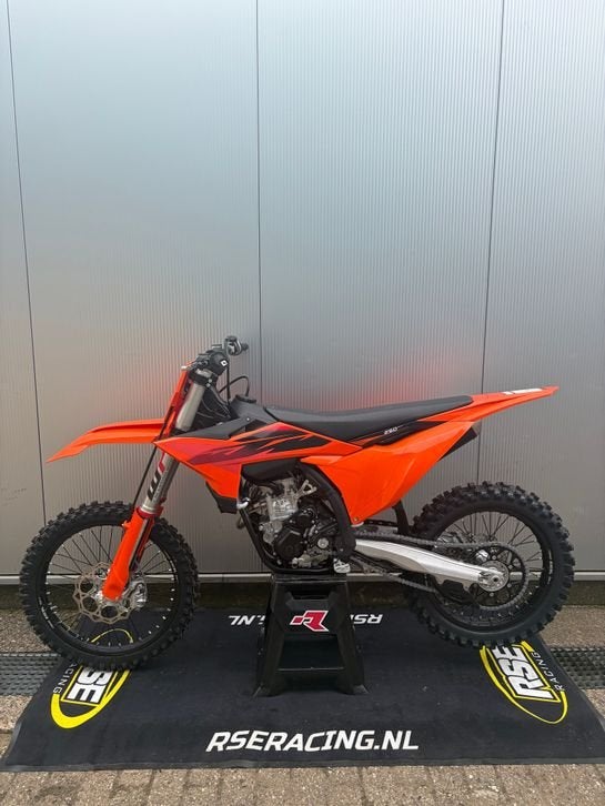 KTM 250 SX-F (bj 2027)0 hrs, KTM, Bedrijf, Onbekend, Crossmotor