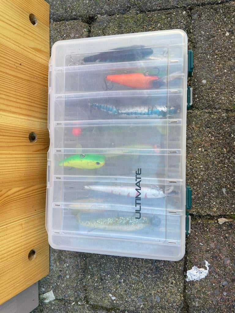 Visdoos inclusief inhoud, Ophalen of Verzenden, Gebruikt, Koffer of Tas