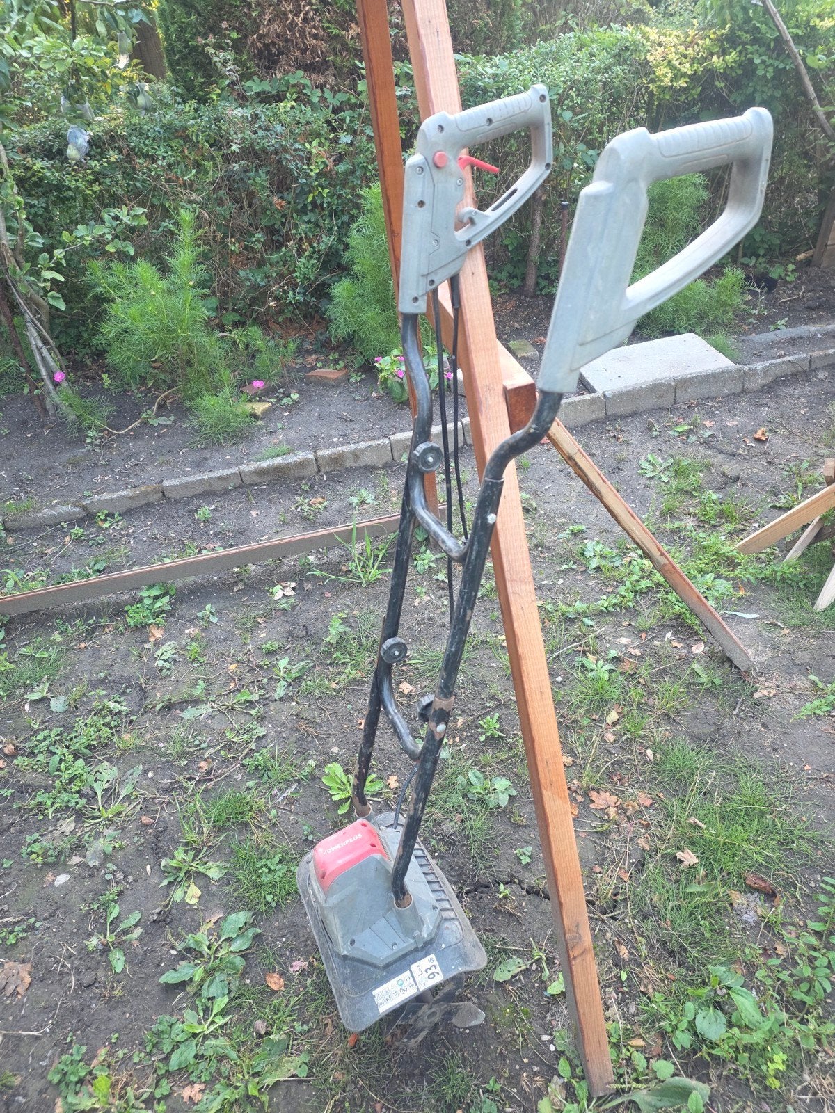 Elektrische Tuinfrees Powerplus POWEG7010 Cultivator, Ophalen, Gebruikt, Powerplus