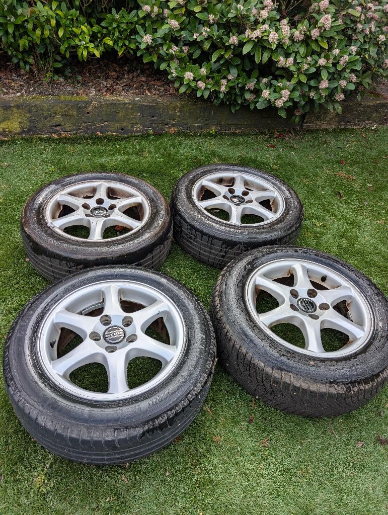 Set van 4 originele Volvo V70 velgen inclusief band, Auto-onderdelen, Banden en Velgen, Ophalen, Gebruikt, 16 inch, Banden en Velgen