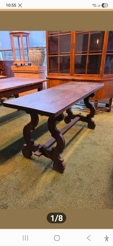 Antieke Spaanse tafel