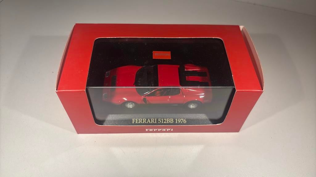 Ferrari 512 bb 1976 red ixo 1.43, Hobby en Vrije tijd, Modelauto's | 1:43, Overige merken, Auto, Ophalen of Verzenden, A