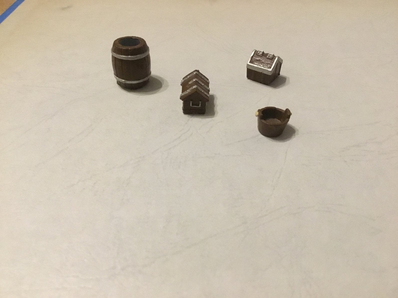 Miniatuur decoratie set: ton, kisten en emmer, Ophalen of Verzenden, Zo goed als nieuw, Historisch