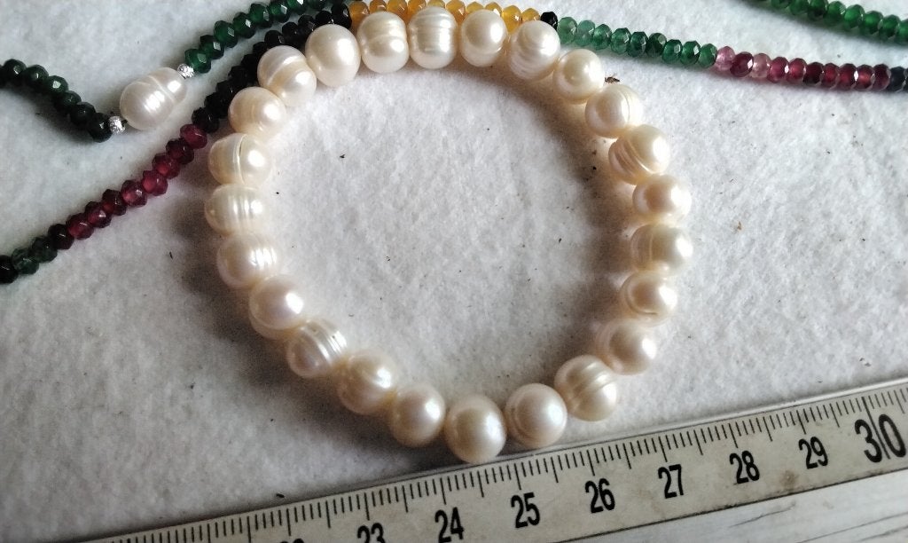 PRACHTIGE PAREL ARMBAND MET ECHTE BIG PARELS, Ophalen of Verzenden, Nieuw, Wit, Elastiek