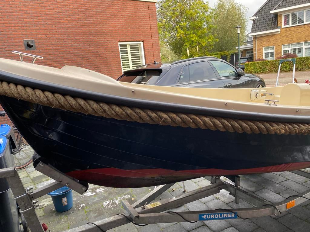 Oud Huijzer 440 sloep met 6 pk motor en trailer, Watersport en Boten, Gebruikt, Tot 10 pk, Ophalen of Verzenden, 3 tot 6 meter