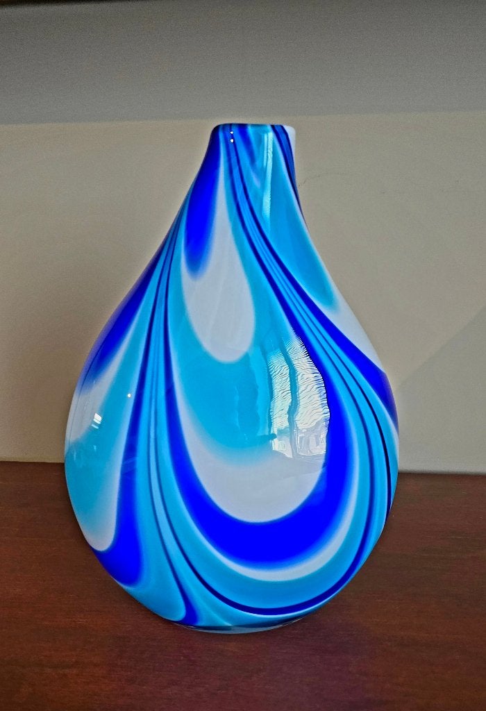 Vintage vrij gevormde vaas blauw turquoise en wit, Verzenden