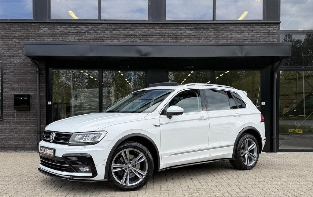 Volkswagen Tiguan 2.0 TSI 4Motion DSG Vol optie! Pano! Leer!, Automaat, Gebruikt, 4 cilinders, 1984 cc