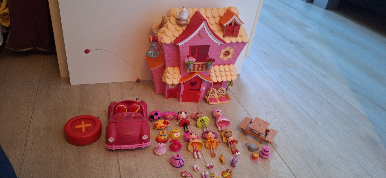Grote Lalaloopsy set met huis, poppen en accessoires, Ophalen of Verzenden, Gebruikt, Overige typen