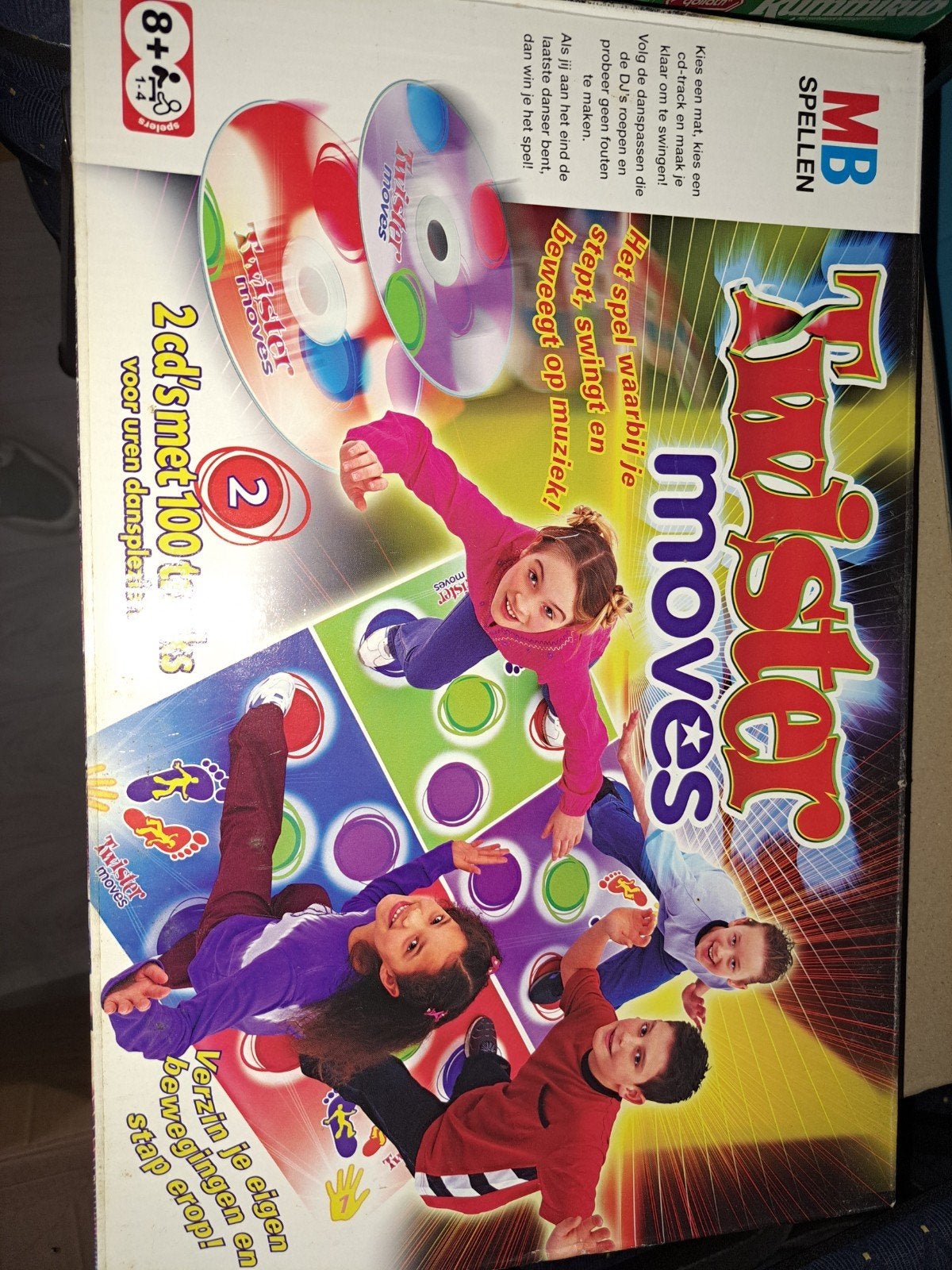 Twister Moves Dansspel - Zeer Nette Staat, Een of twee spelers, Ophalen of Verzenden, Zo goed als nieuw, MB Spellen