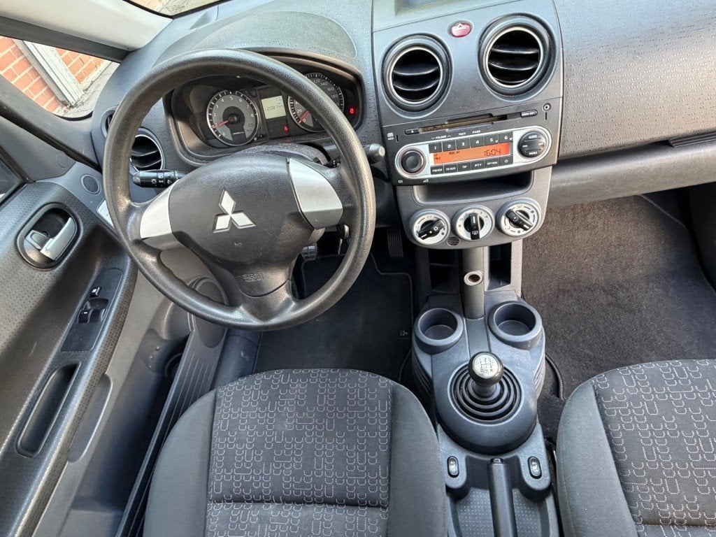 Mitsubishi COLT 1.3 Edition Two KOUDE AIRCO LMV NETTE AUTO A, Auto's, Voorwielaandrijving, Euro 5, Gebruikt, Colt