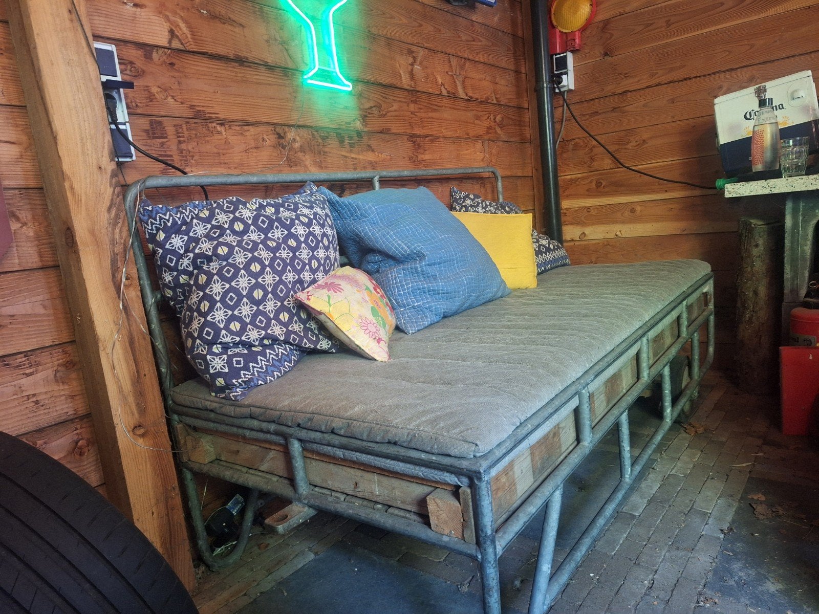 Industriële bank, Tuin en Terras, Tuinsets en Loungesets, Ophalen, Gebruikt, 3 zitplaatsen, Loungeset