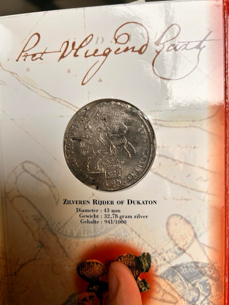 Dukaton 1734 Overijssel VOC wrak ‘t Vliegend Hert, Postzegels en Munten, Munten | Nederland, Vóór koninkrijk, Setje, Zilver, Overige waardes