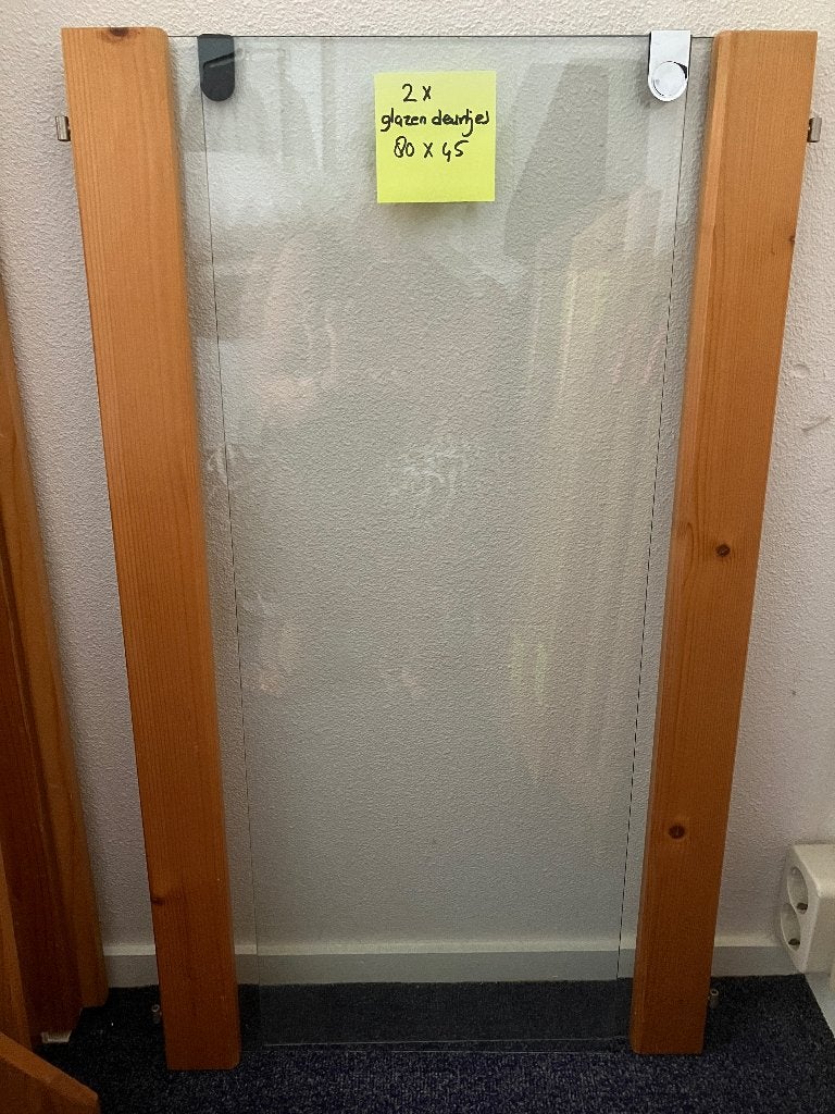 Lundia 2 glazen deurtjes plus 1 houten deurtje, Ophalen, Gebruikt