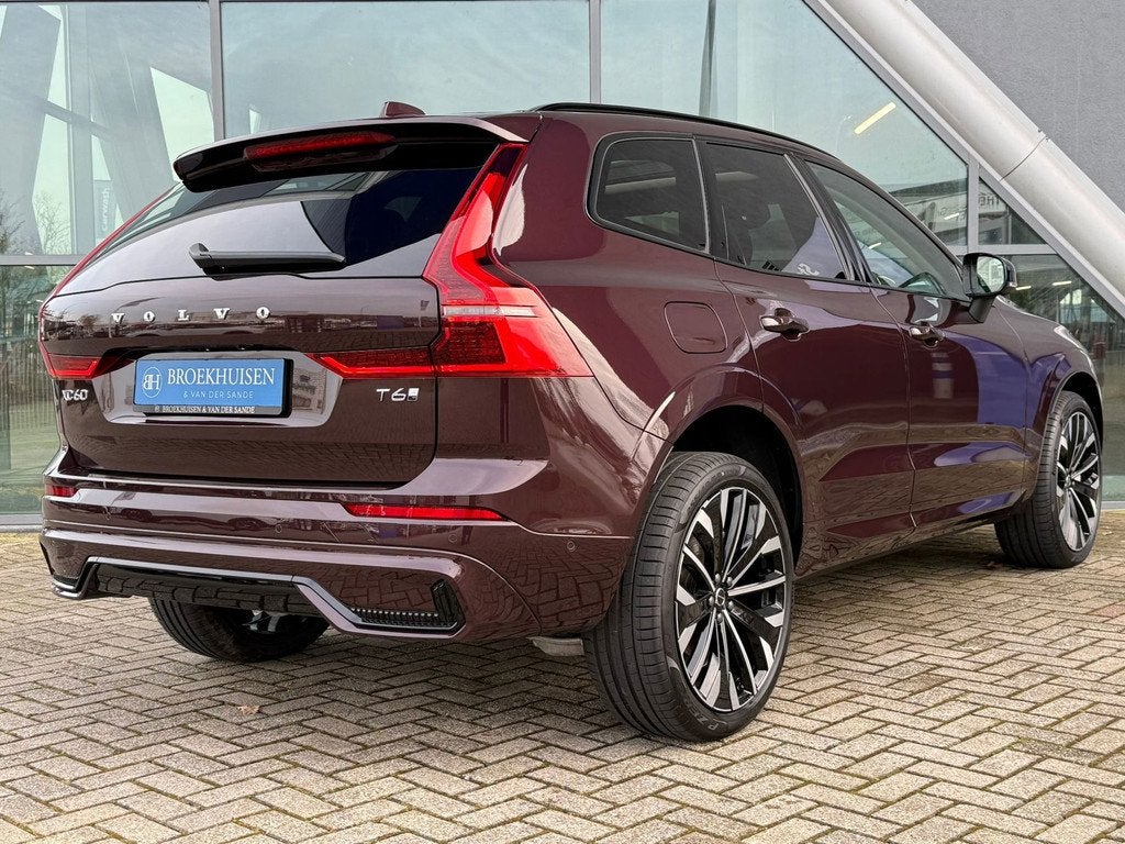 Volvo XC60 2.0 T6 Plug-in hybrid AWD Ultra Dark MY26 Luchtve, Auto's, Volvo, Automaat, Zwart, 4 cilinders, 1969 cc