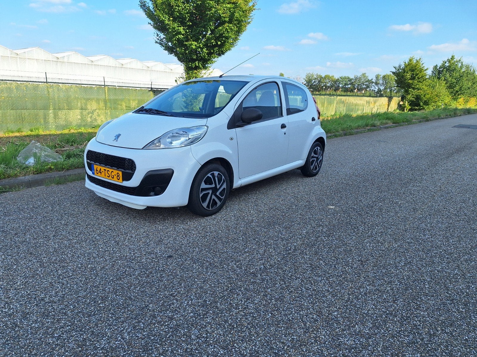 Peugeot 107 1.0 12V 5DR 2012 Wit, Voorwielaandrijving, 4 stoelen, Origineel Nederlands, Bedrijf