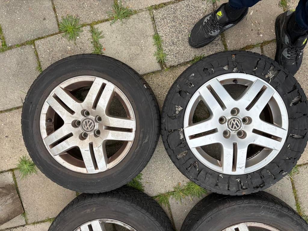 5x100 Volkswagen golf 4, Auto-onderdelen, Banden en Velgen, Gebruikt, 15 inch, Banden en Velgen, Ophalen of Verzenden