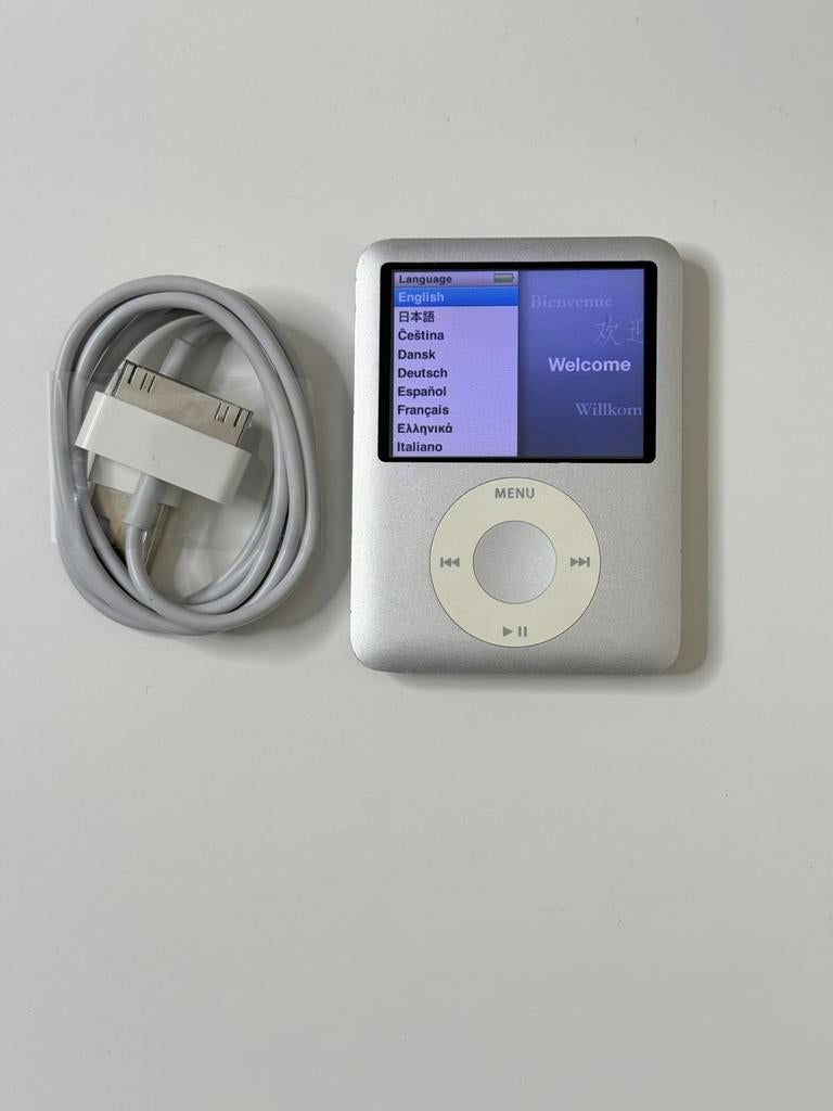 Apple iPod Nano 3 Zilver 4GB, Gebruikt, Ophalen of Verzenden, Nano, Zilver