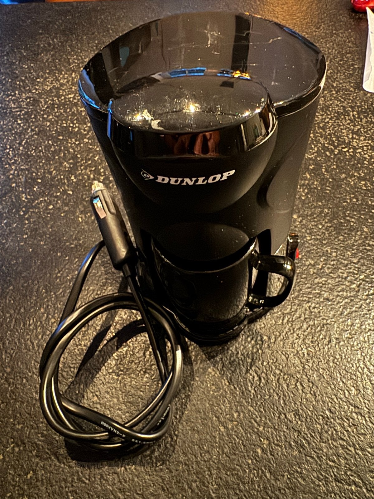 Dunlop 12V Koffiezetapparaat voor in de auto, Witgoed en Apparatuur, Ophalen, Gebruikt, Koffiemachine, Gemalen koffie