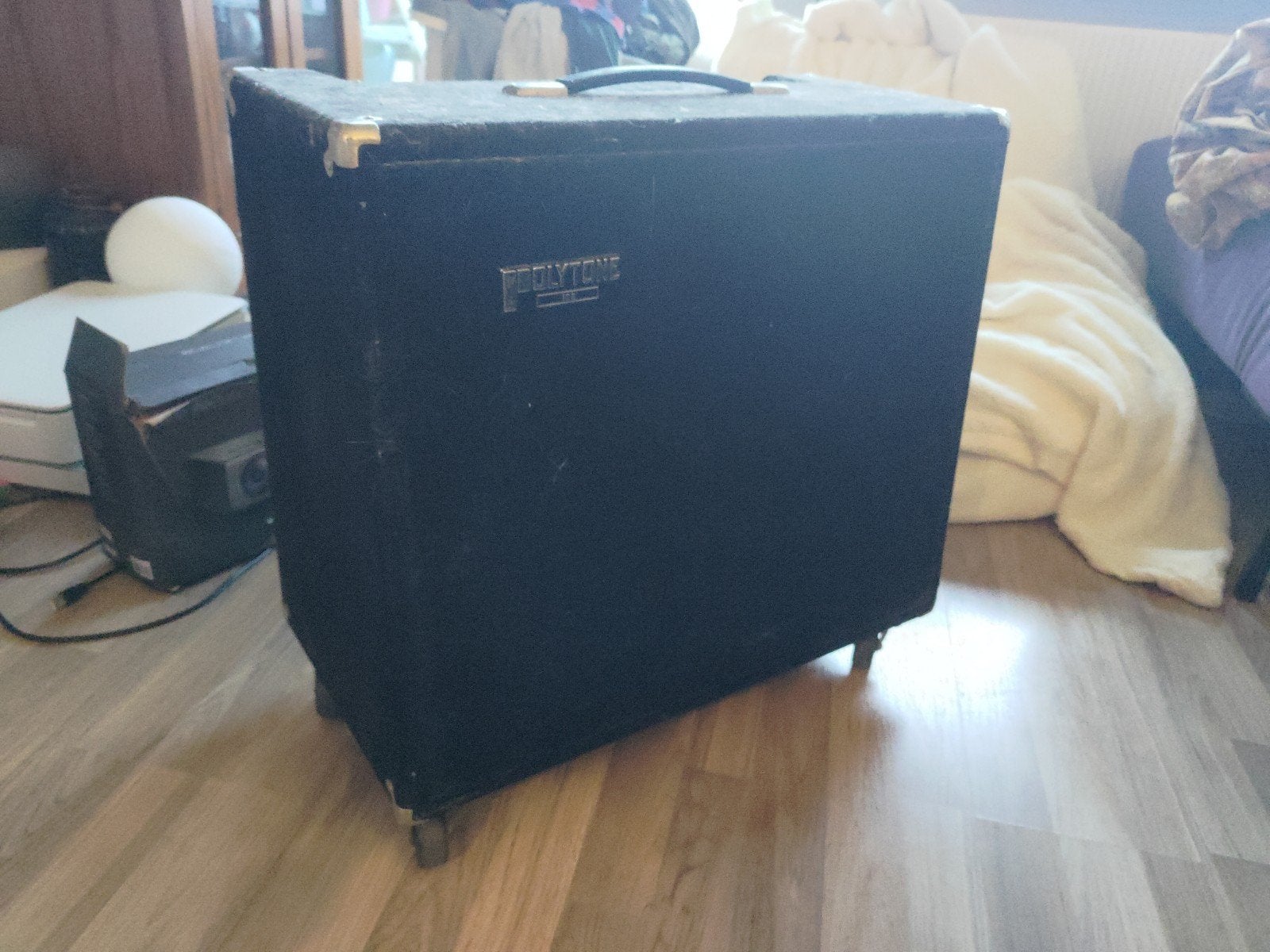 Polytone Model 102 cab 180 Watt, Muziek en Instrumenten, Ophalen, Zo goed als nieuw, 100 watt of meer